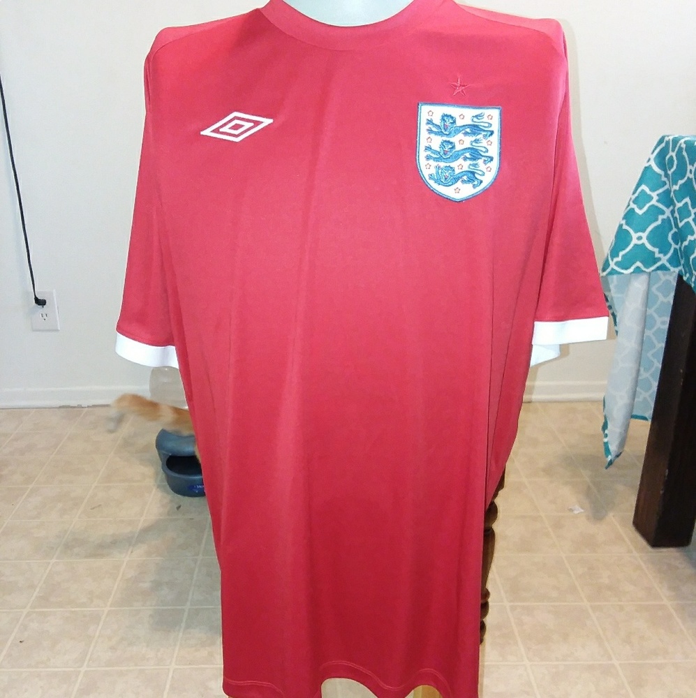 ENGLAND RED SOCCER JERSEY